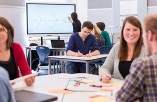 Mediendidaktisches Lehr-Lern-Setting im Didaktischen Labor der Universität Passau (Foto: Universität Passau)