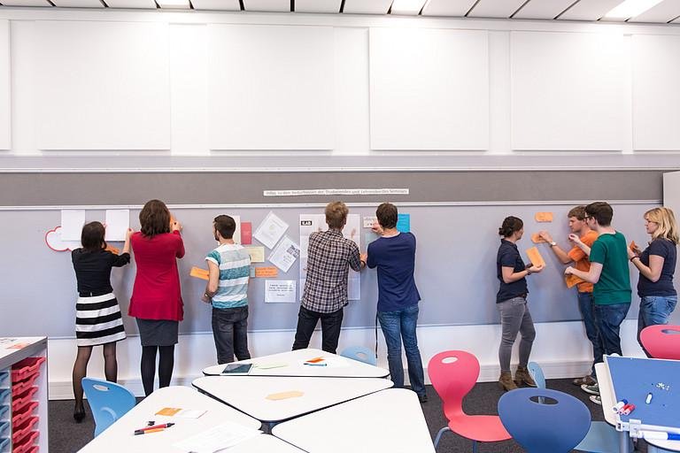 Flexibles Prsentationssystem im Didaktischen Labor der Universitt Passau Foto Universitt Passau