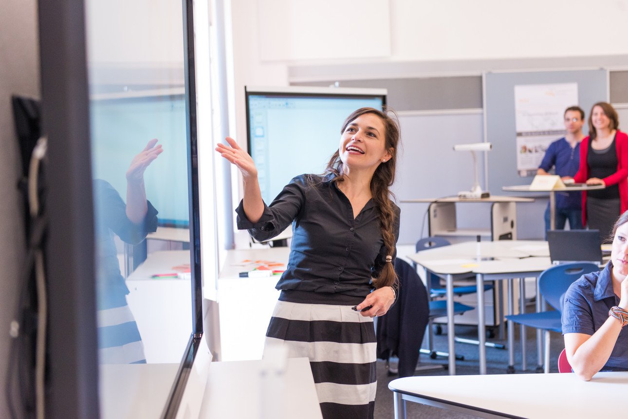 Pr&auml;sentationsm&ouml;glichkeiten im DiLab (Foto: Universit&auml;t Passau)