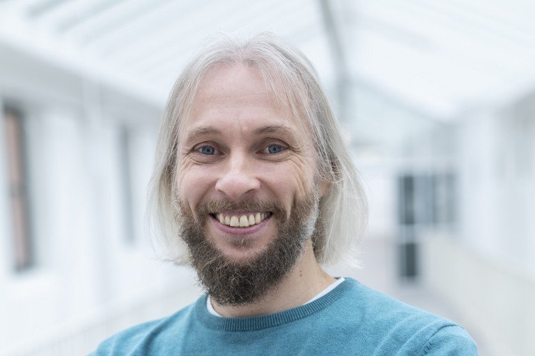 Dekoratives Bild der Kachel 'Dr. Christian Mller'